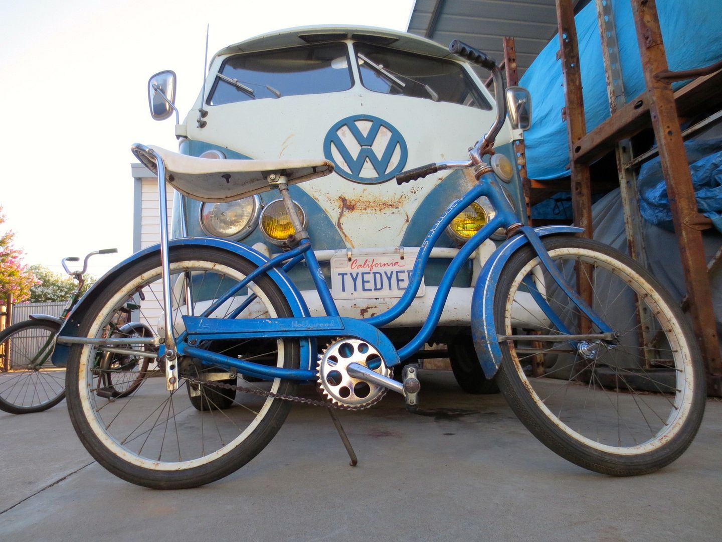 Image may have been reduced in size. Click image to view fullscreen.