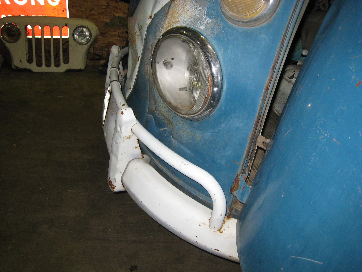 Image may have been reduced in size. Click image to view fullscreen.