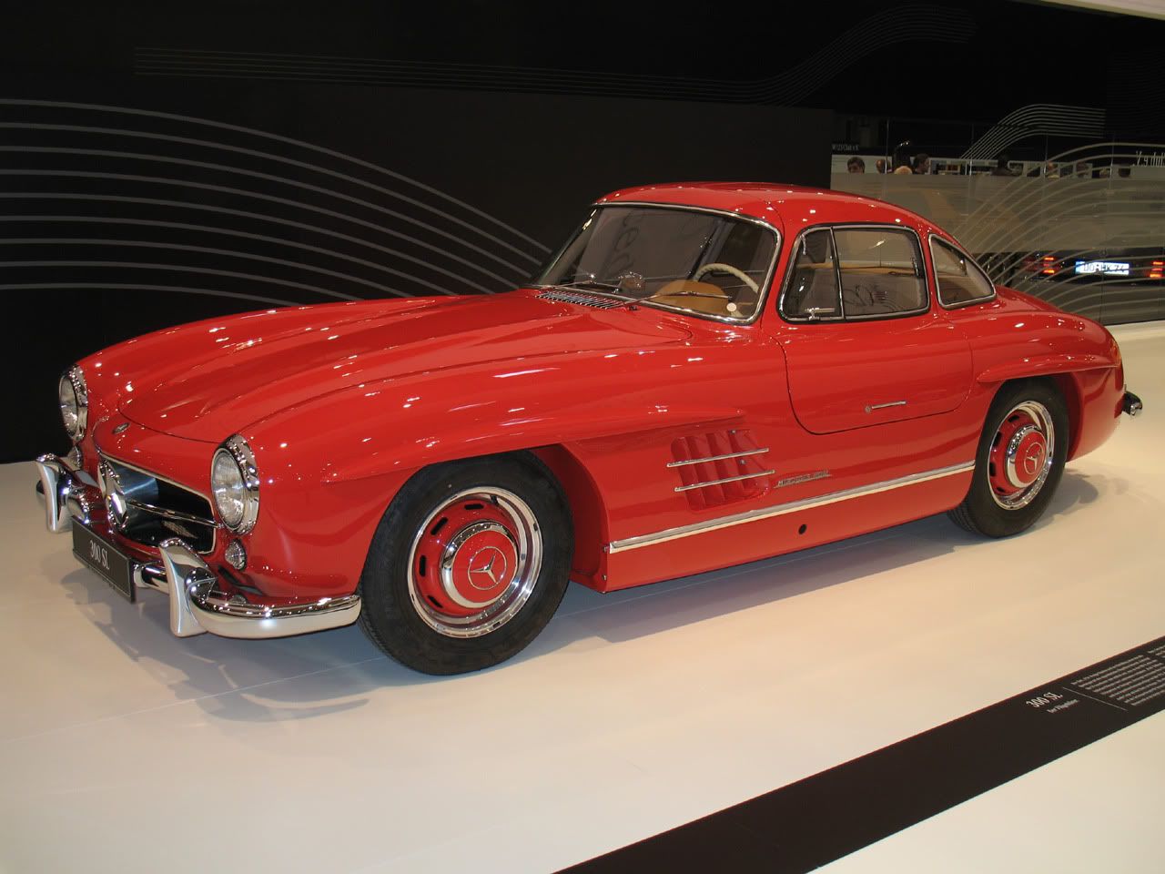 Mercedes-Benz-300-SL-Gullwing.jpg