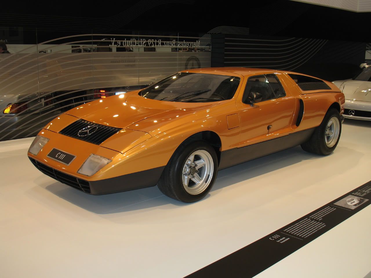 Mercedes-Benz-C111-1969-01.jpg