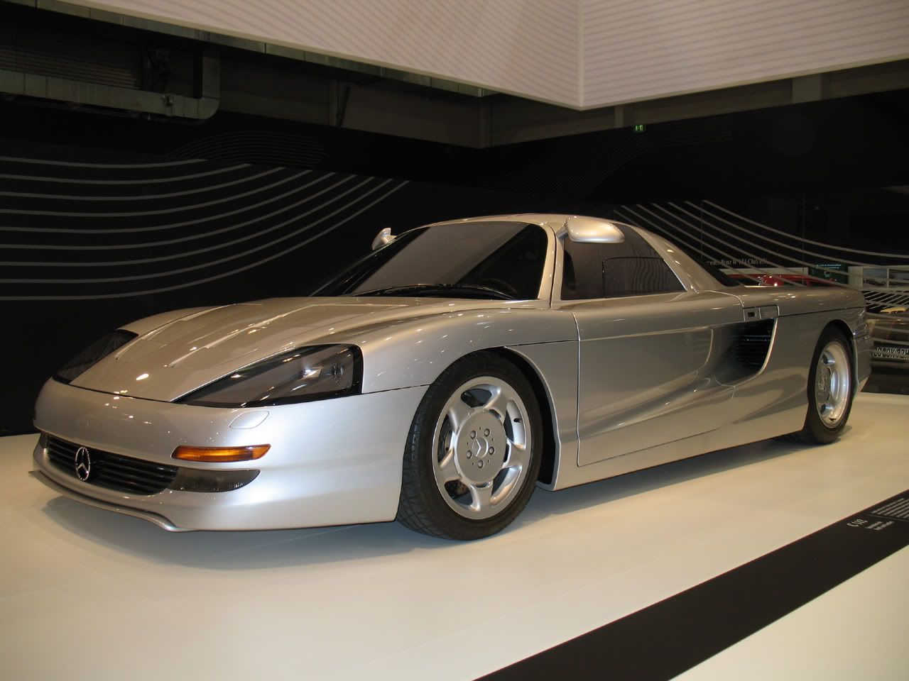 Mercedes-Benz-C112-1991.jpg