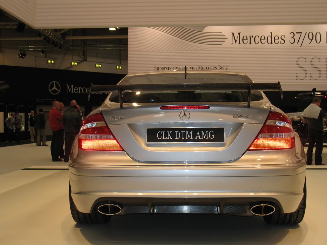 Mercedes-Benz-CLK-DTM-AMG-2004-kont.jpg