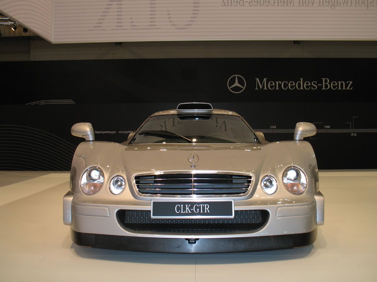 Mercedes-Benz-CLK-GTR-1998-neus1.jpg