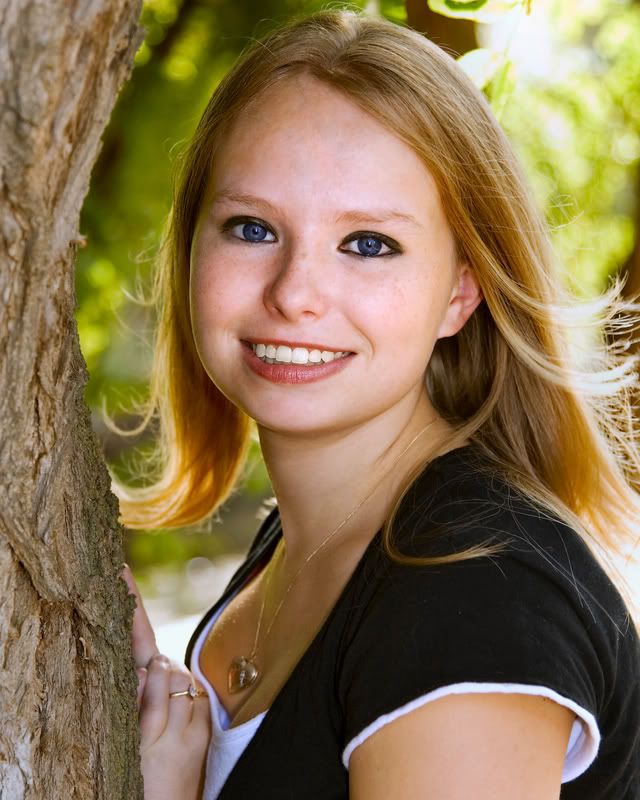 IMAGE: http://i106.photobucket.com/albums/m248/LenaWood/Angelique/16508x10Lightened2.jpg