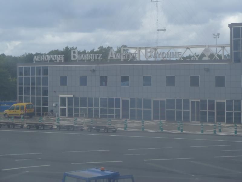 http://i106.photobucket.com/albums/m249/hanval/Biarritz/Biarritz083.jpg