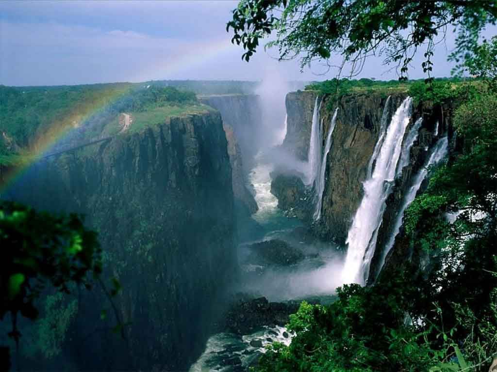 VictoriaFalls.jpg