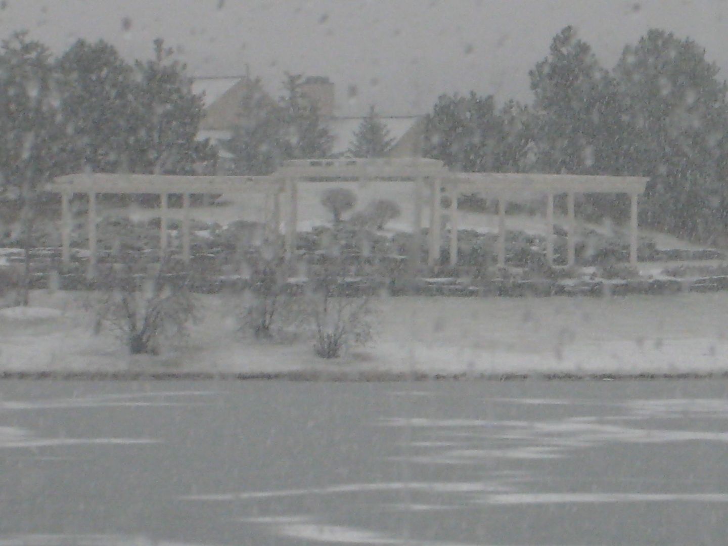 lakesnow.jpg