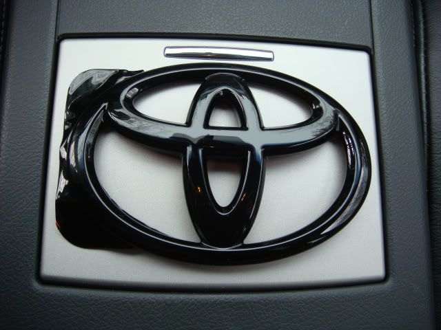 2011 toyota camry black emblems #7