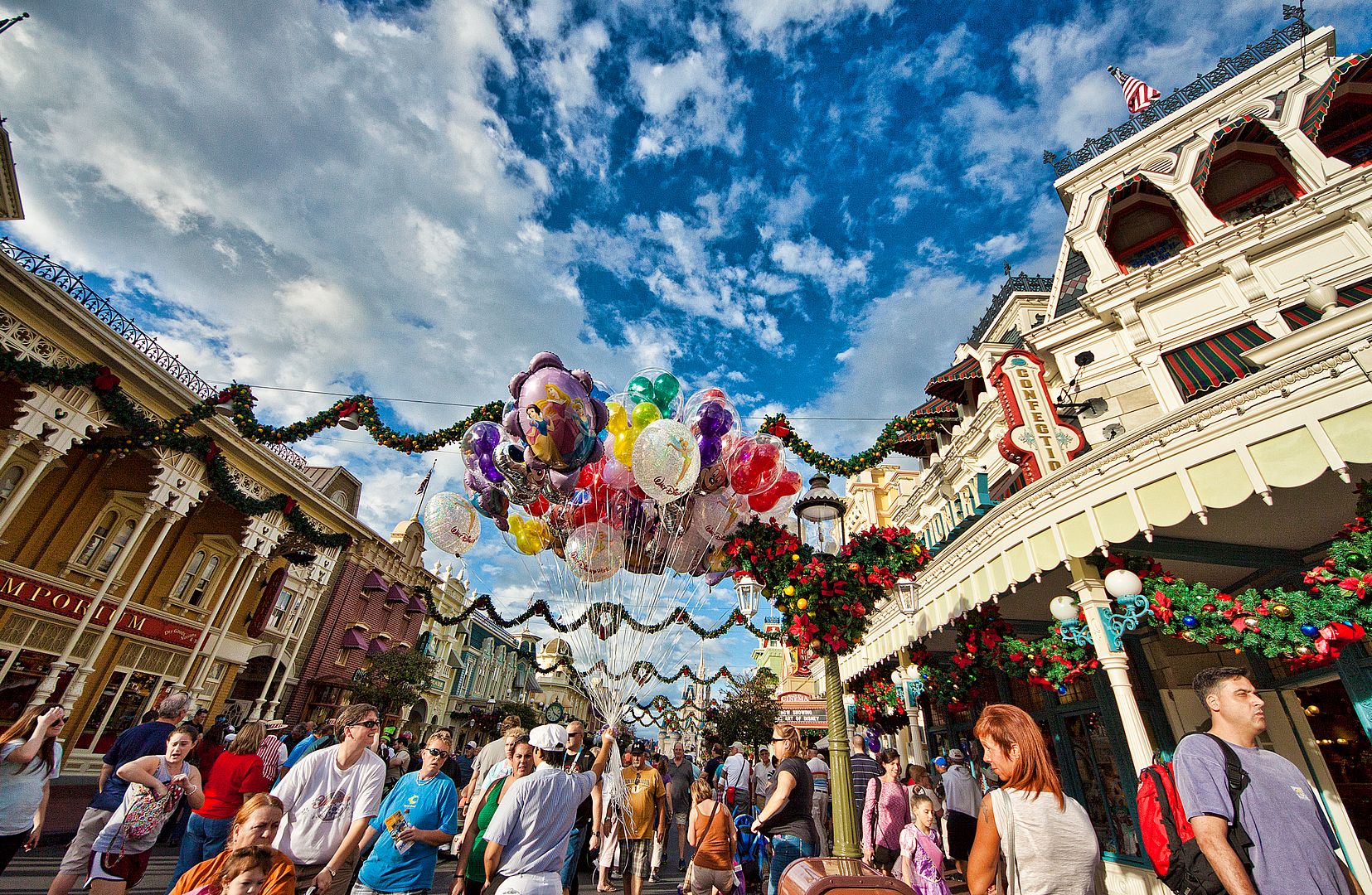 FantasylandCWide00156.jpg