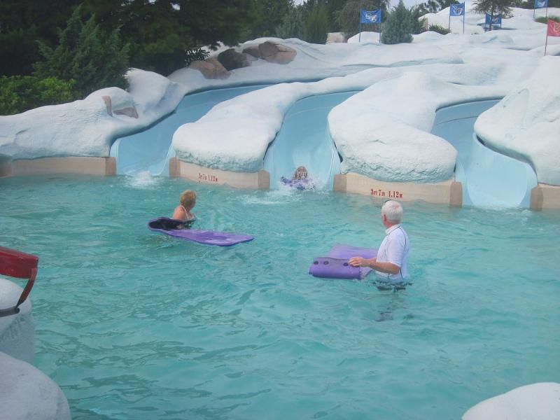 2011DisneyWaterPark005.jpg