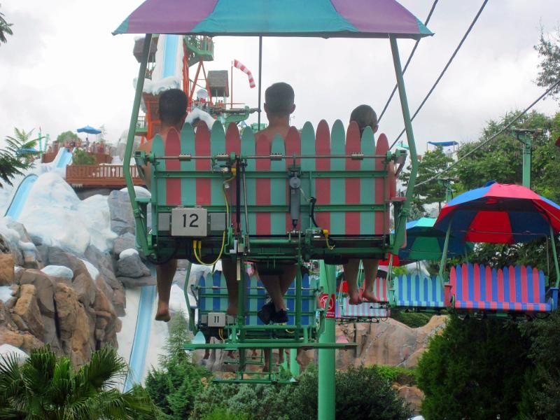 2011DisneyWaterPark041.jpg