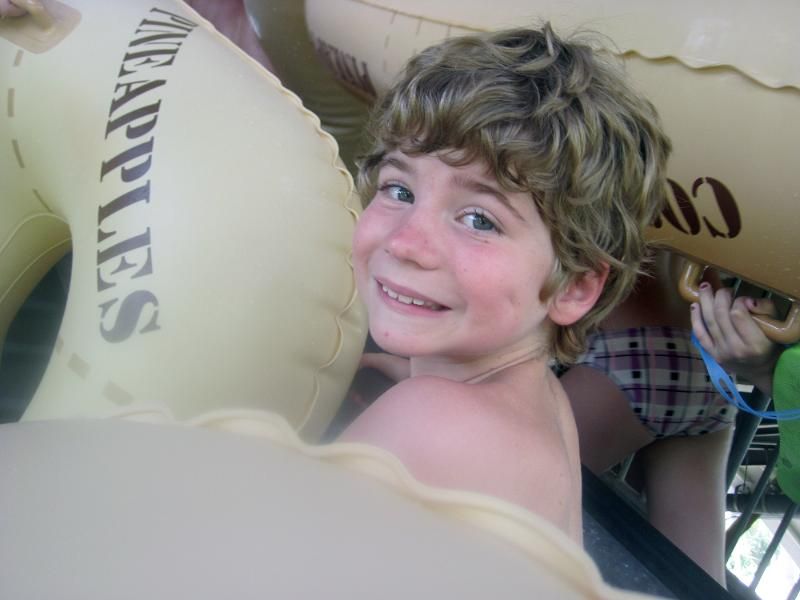 2011DisneyWaterPark061.jpg