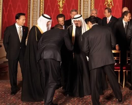 bowing20to20Saudi20King.jpg