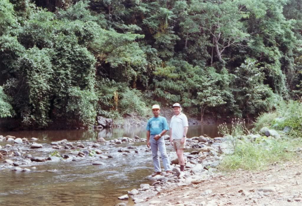 Bob and Armando - Paluan