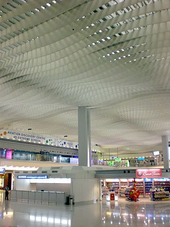 hong-kong-airport-Terminal-